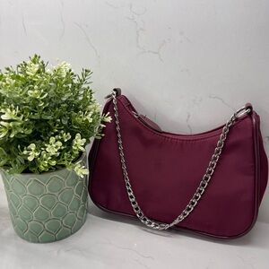 Shoulder Bag Burgundy 2/25$